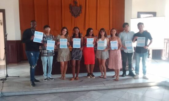 Universitario